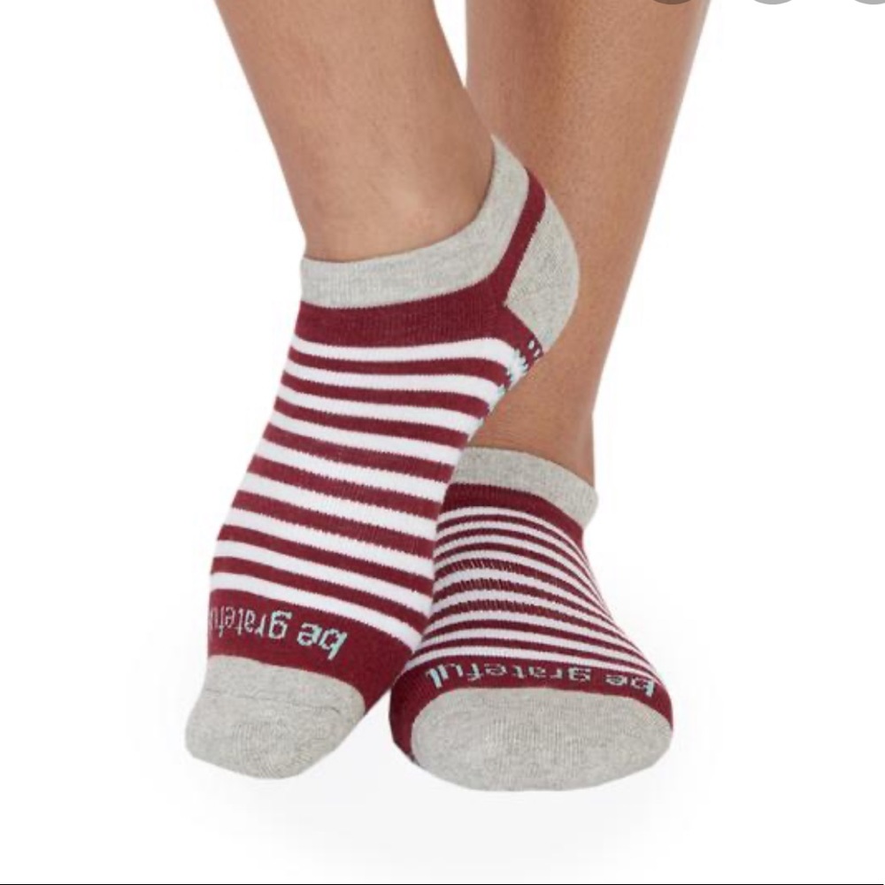 Bundle of 9 Sticky Be Socks